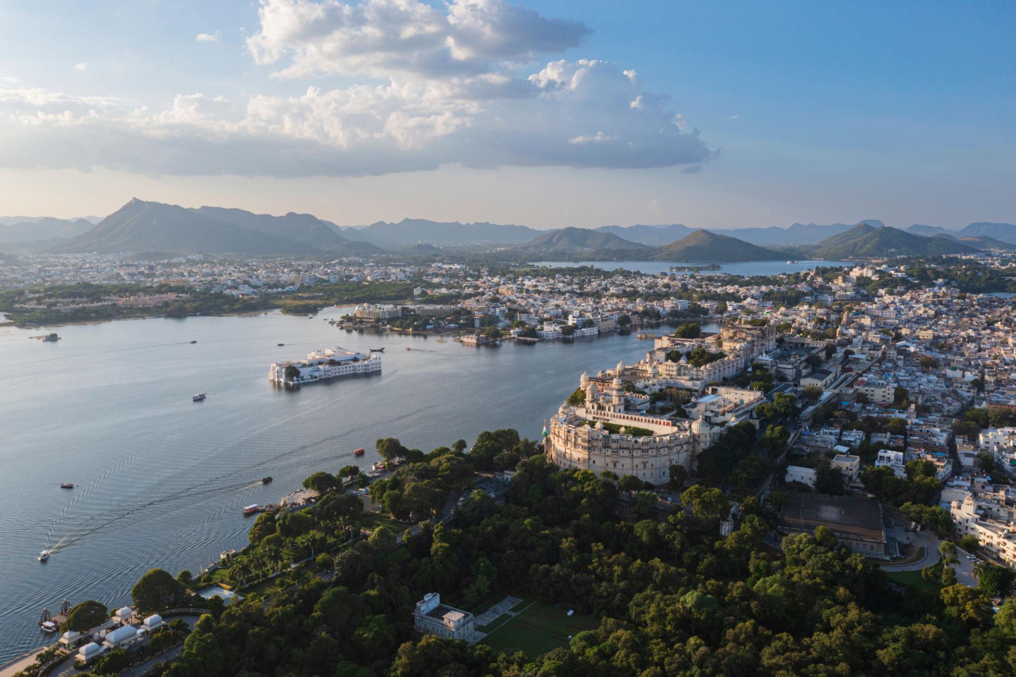 One Day Udaipur Sightseeing Tour